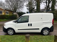 Usado Fiat Doblò 90 HP (66 kW) 2016 Branco Monovolume