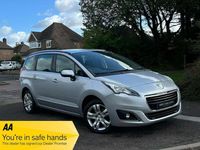 Usado Peugeot 5008 Active 2015 Prateado Monovolume