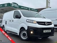 Used Vauxhall Vivaro S 100 HP (73 kW) 2022 White MPV