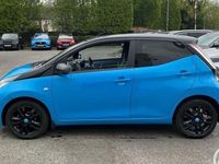 Begagnad Toyota Aygo X-cite 2016 Blå Halvkombi