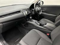 Used Honda HR-V SE 130 HP (95 kW) 2019 Lunar silver m SUV