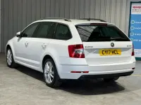 Used Skoda Octavia SE L 115 HP (84 kW) 2017 White Estate