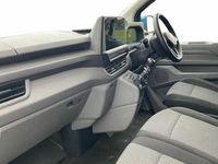 Używany VW Transporter Pro 2025 Niebieski Van