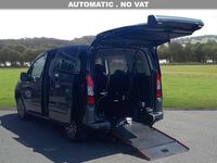 Used Peugeot TePee Allure 100 HP (73 kW) 2018 Grey MPV