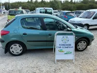 Used Peugeot 206 75 HP (55 kW) 2001 Green Hatchback