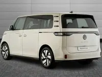 Usado VW ID. Buzz Pro 150 kW (204 CV) 2023 Blanco Monovolumen