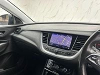 Used Vauxhall Grandland X Sport 130 HP (95 kW) 2018 Red SUV