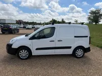 Used Peugeot Partner 2018 White