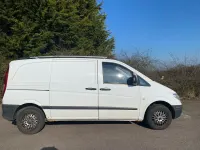 Usado Mercedes Vito 116 HP (85 kW) 2009 Branco Van