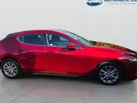 Used Mazda 3 122 HP (89 kW) 2019 Red Hatchback