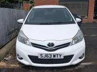 Used Toyota Yaris Edition 69 HP (50 kW) 2013 White Hatchback
