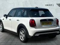Used Mini Cooper Classic 134 HP (98 kW) 2023 White Hatchback