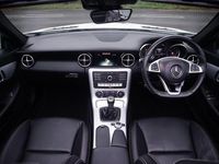 Used Mercedes SLC180 AMG line 156 HP (114 kW) 2019 White Cabriolet