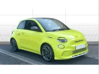 Używany Abarth 500e Scorpionissima 112 kW (153 KM) 2024 Zielony Hatchback