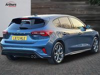 Used Ford Focus ST-Line 123 HP (90 kW) 2023 Blue Hatchback