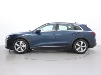 Usado Audi e-tron Advanced 300 kW (408 CV) 2019 Azul SUV