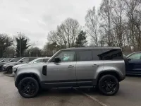 Usado Land Rover Defender SE 250 HP (183 kW) 2021 Cinzento SUV
