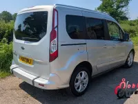 Used Ford Tourneo Connect Titanium 120 HP (88 kW) 2017 Silver MPV