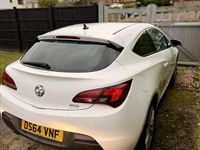 Used Vauxhall Astra GTC SRi 2014 White Coupe