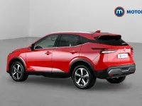 Used Nissan Qashqai N-Connecta 190 HP (139 kW) 2023 Red SUV