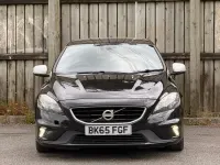 Used Volvo V40 R-Design 120 HP (88 kW) 2015 Black Hatchback