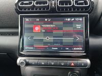 Used Citroën C3 Aircross PureTech 108 HP (79 kW) 2022 White SUV