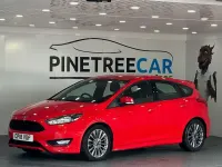 Begagnad Ford Focus ST-Line X 140 HK (102 kW) 2018 Röd Halvkombi
