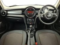 Used Mini Cooper 136 HP (100 kW) 2016 Red Hatchback