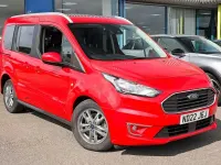 Used Ford Tourneo Connect Titanium 120 HP (88 kW) 2022 Red MPV