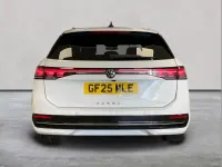 Used VW Passat Elegance 147 HP (108 kW) 2025 White Estate