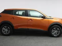Used Peugeot e-2008 Active Premium 98 kW (134 HP) 2022 Orange SUV