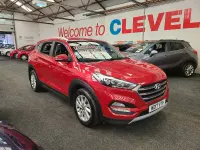Used Hyundai Tucson SE 141 HP (103 kW) 2017 Red SUV