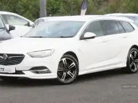 Used Vauxhall Insignia SRi 167 HP (122 kW) 2017 White Estate