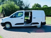 Used Vauxhall Combo 100 HP (73 kW) 2023 White MPV