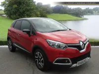 Usado Renault Captur Signature 90 CV (66 kW) 2016 Rojo SUV