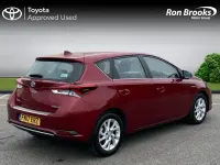 Used Toyota Auris Hybrid Business Edition 2017 Red Hatchback