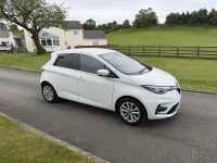 Used Renault Zoe Business 80 kW (109 HP) 2022 White Hatchback