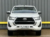 Gebraucht Toyota HiLux 150 PS (110 kW) 2021 Weiß Pickup