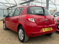 Używany Renault Clio IV Expression+ 2012 Czerwony Hatchback