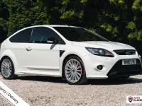 Used Ford Focus RS 301 HP (221 kW) 2010 White Hatchback