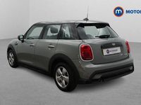 Begagnad Mini Cooper Classic 136 HK (100 kW) 2022 Grå Halvkombi