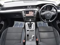 Used VW Passat Alltrack S 190 HP (139 kW) 2016 Blue Estate