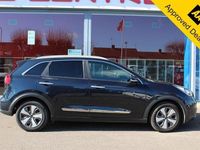 Begagnad Kia Niro 139 HK (102 kW) 2018 Blå SUV
