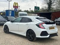 Used Honda Civic SR 2019 White Hatchback