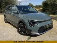 Used Kia Niro 147 kW (201 HP) 2023 Green SUV