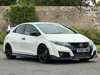 Used Honda Civic Type R GT 310 HP (228 kW) 2015 White Hatchback