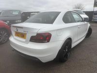 Used BMW 118 Coupé Sport Line 143 HP (105 kW) 2013 White Coupe