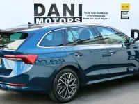 Used Skoda Octavia SE L 116 HP (85 kW) 2023 Blue Estate