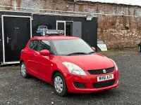 Używany Suzuki Swift 94 KM (69 kW) 2012 Czerwony Hatchback