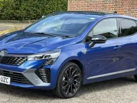 Used Renault Clio V Esprit Alpine 140 HP (102 kW) 2024 Blue Hatchback